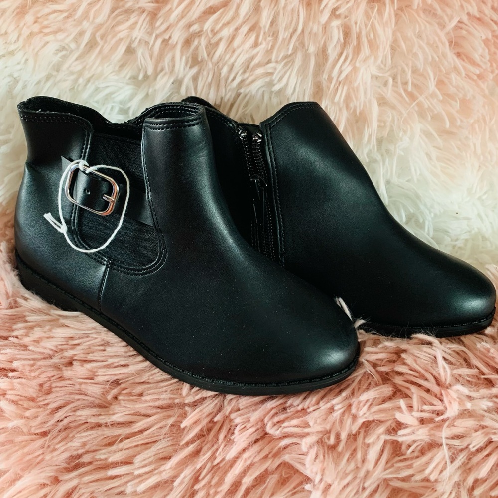 Black boots